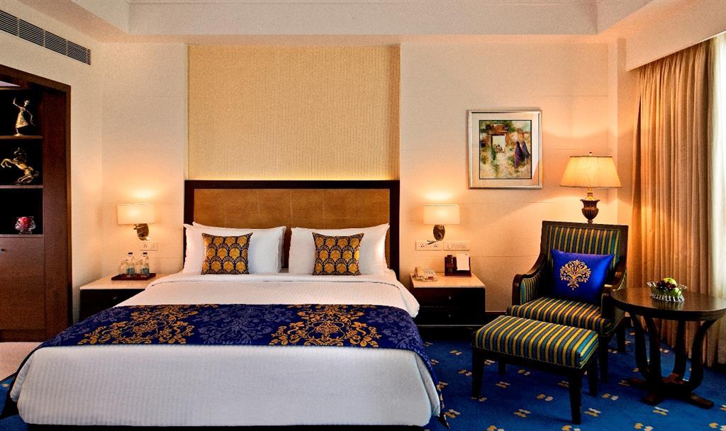 Fortune Jp Palace, Mysore - Member Itc Hotels' Group Ruang foto A room at the Taj Bengal