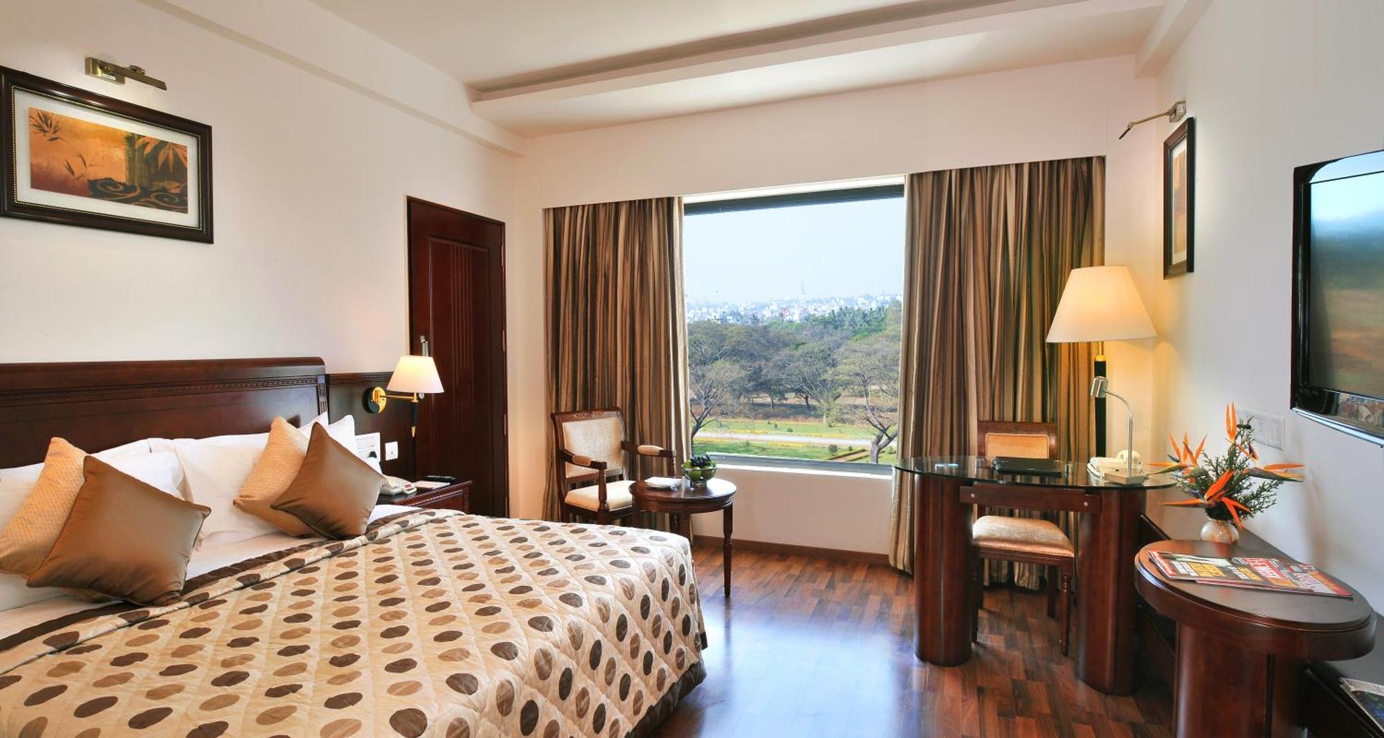 Fortune Jp Palace, Mysore - Member Itc Hotels' Group Bagian luar foto A room at the Taj Bengal